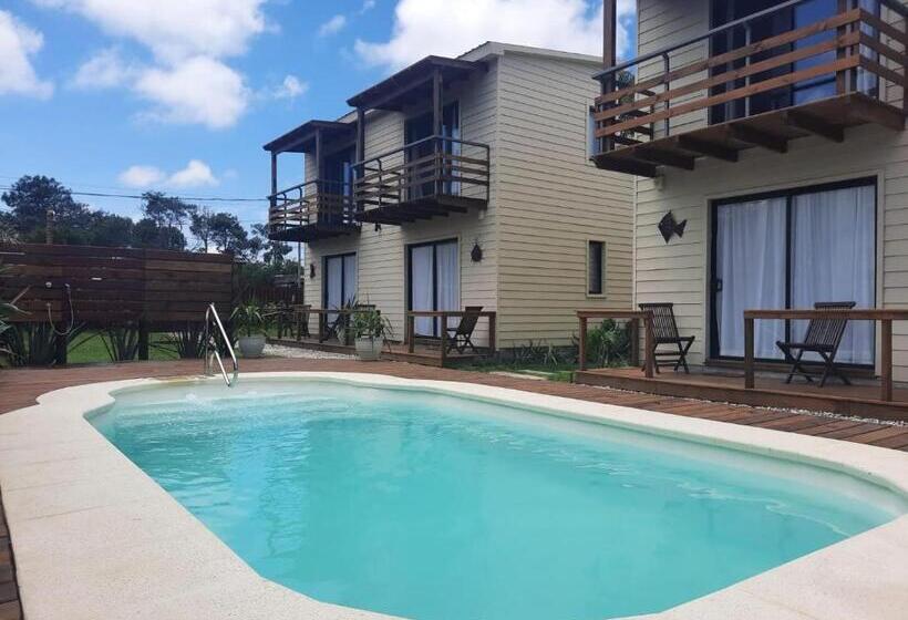 بنگله خانوادگی, Sonho Meu La Paloma Beach House