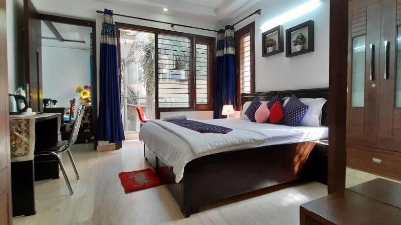 Номер Deluxe с Балконом, Sunrise B&b