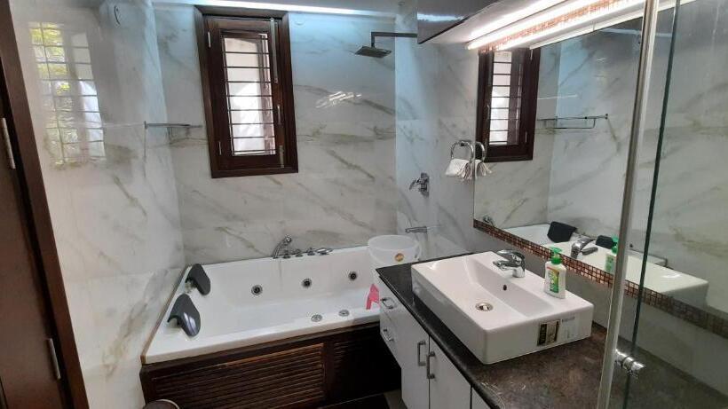 Номер Deluxe с Балконом, Sunrise B&b