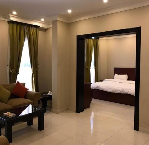 스탠다드 스튜디오, أرائك رسلان Araik Raslan