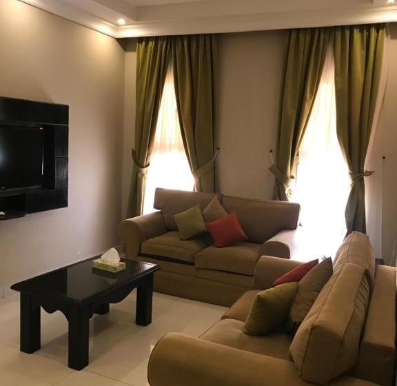 침실 1개 아파트, أرائك رسلان Araik Raslan