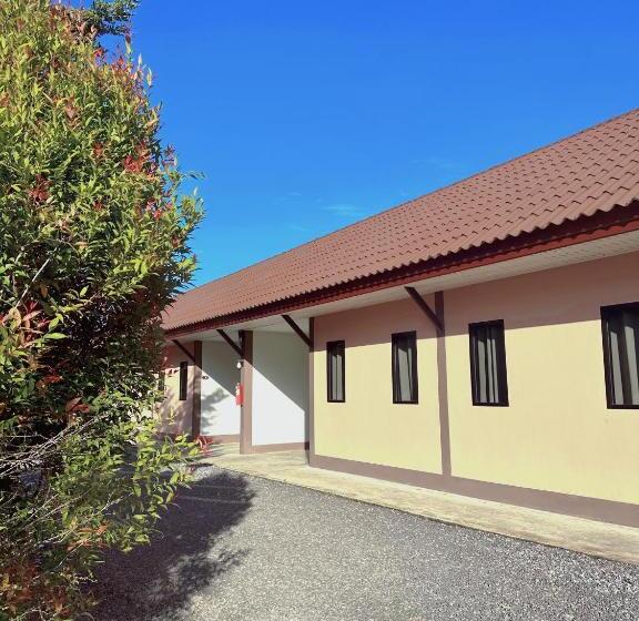 اتاق استاندارد, พร้อมหทัย รีสอร์ท Promhathai Resort