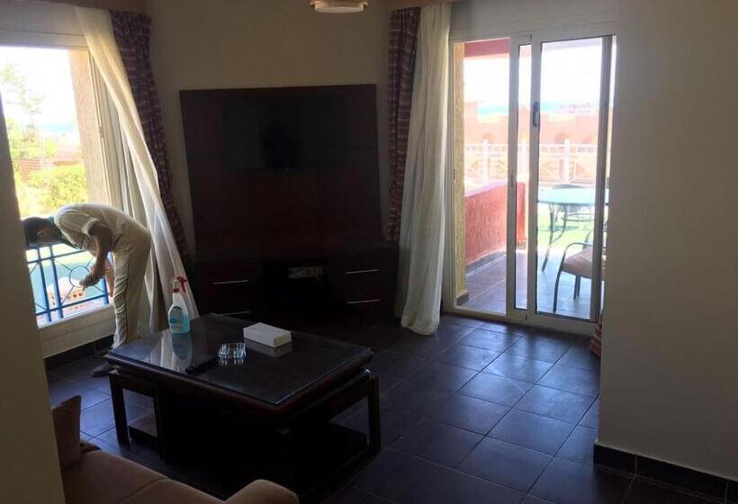 اتاق استاندارد چهار تخته با چشم‌انداز دریا, Porto South Beach
