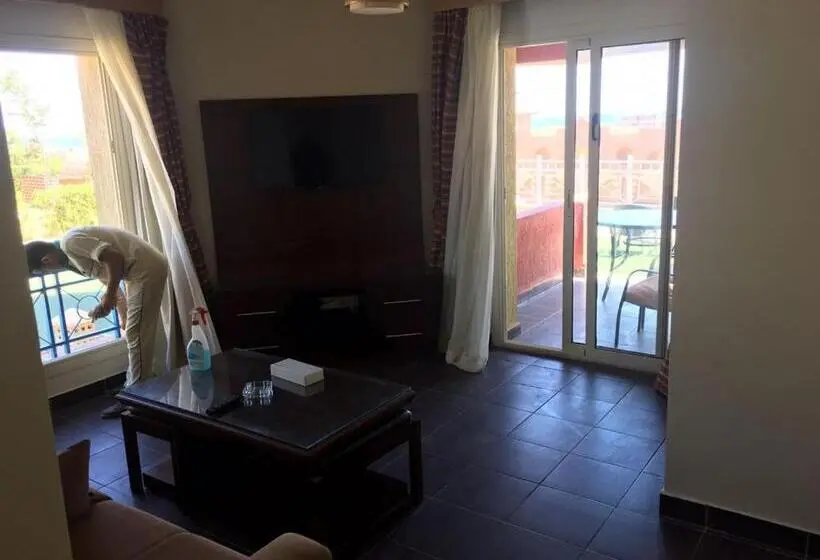 اتاق استاندارد چهار تخته با چشم‌انداز دریا, Porto South Beach
