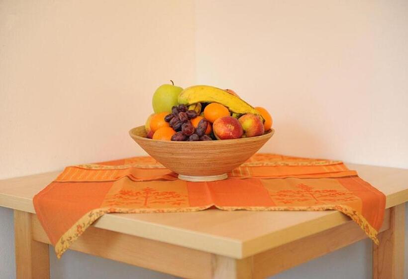 Chambre Standard, Gästehaus Standardhaus