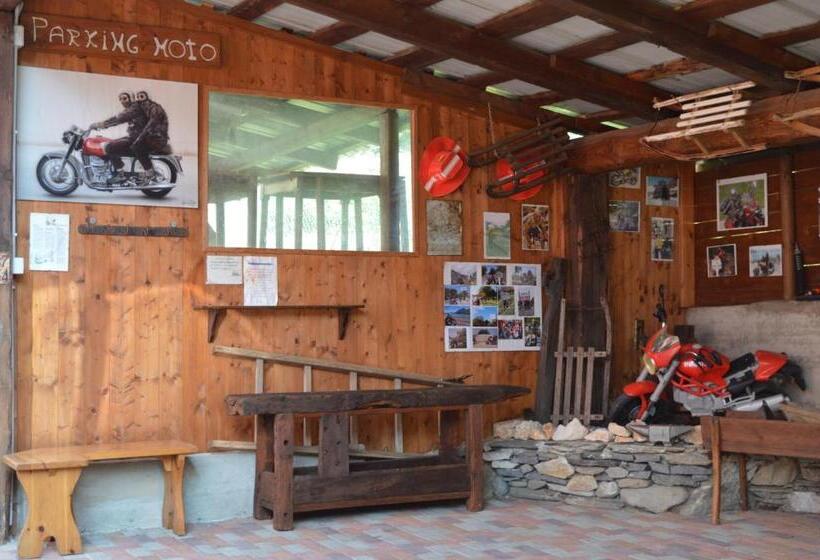 标准间, La Slitta