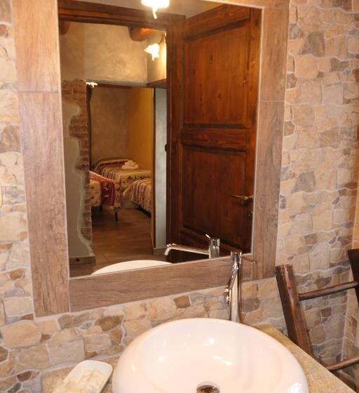 带阳台标准四人间, La Slitta