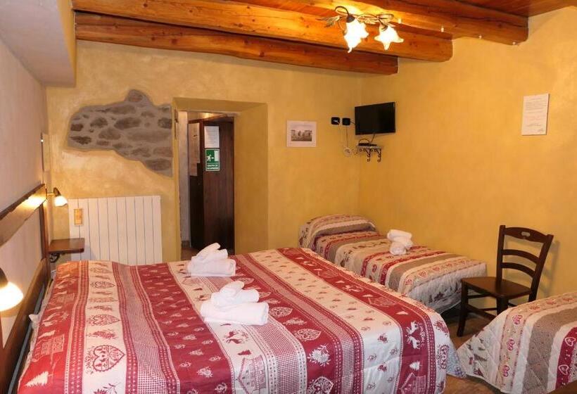 带阳台标准四人间, La Slitta