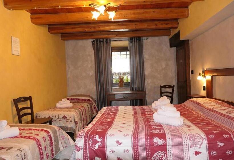 带阳台标准四人间, La Slitta