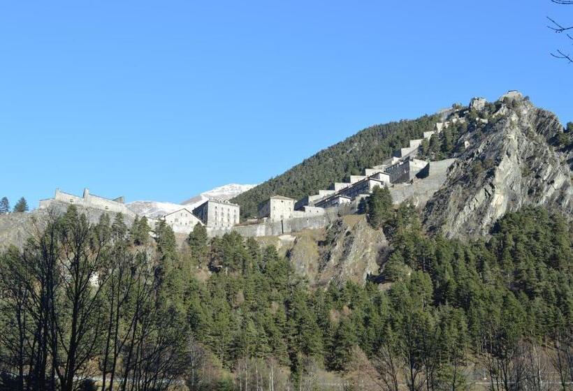 带阳台标准四人间, La Slitta