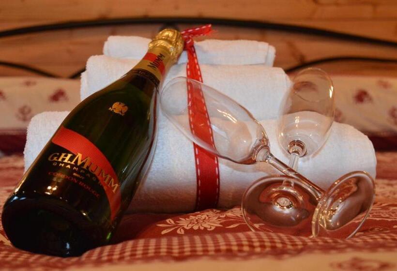 标准间, La Slitta