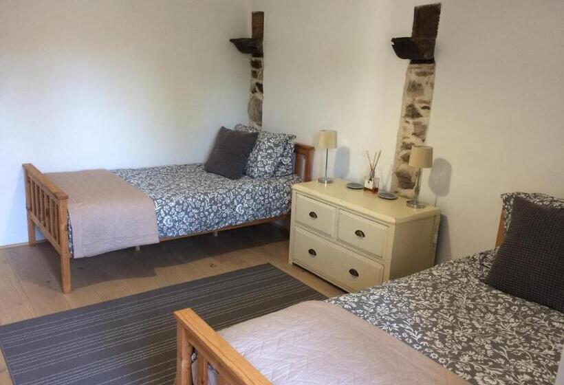 סוויטה דלוקס, The Annexe Chadalais