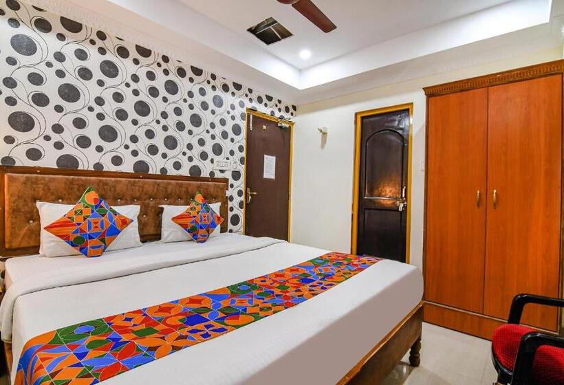 Deluxe Room, Fabhotel Sagar Royale
