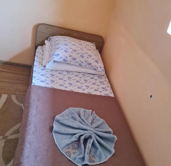 Quarto Estandar, готель ас ясіня