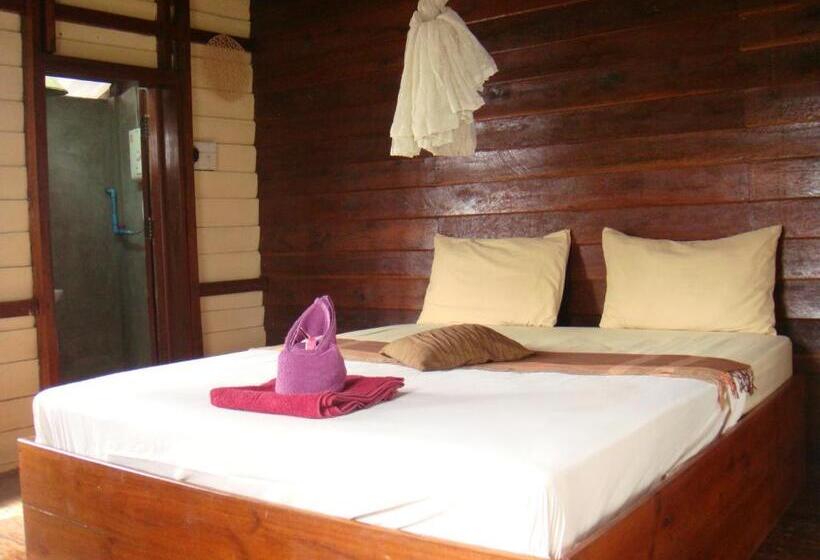 Номер Стандарт с Балконом, Crazygecko