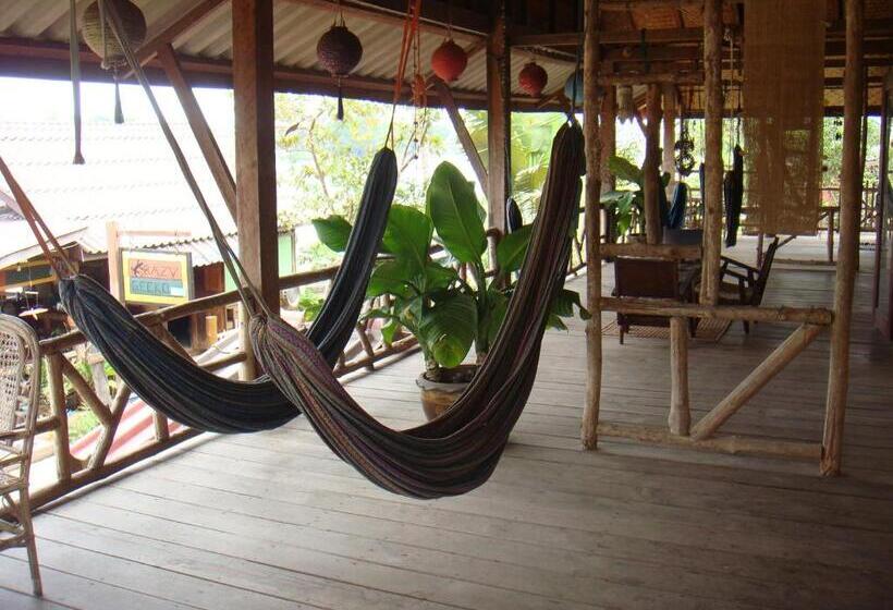 Номер Стандарт с Балконом, Crazygecko