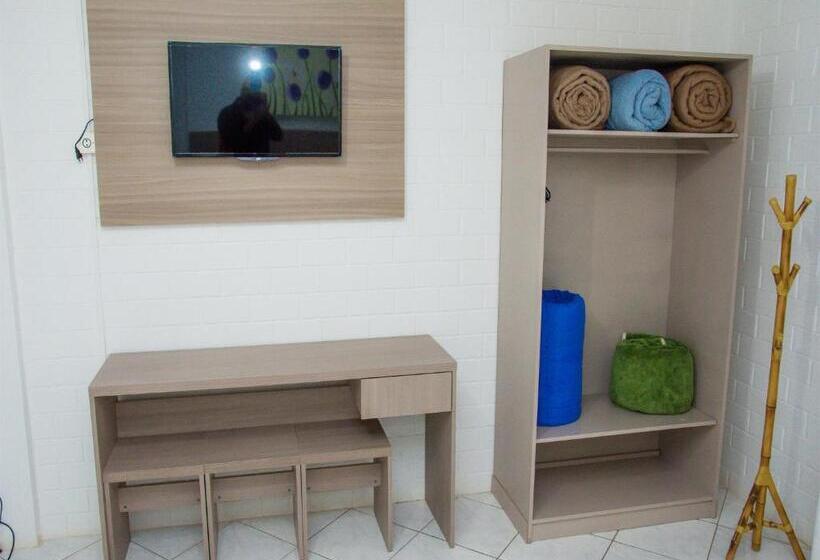 חדר קלאסי לשלושה, E Parque Das Tuias