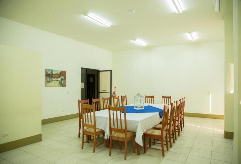 اتاق استاندارد یک نفره, Frontera