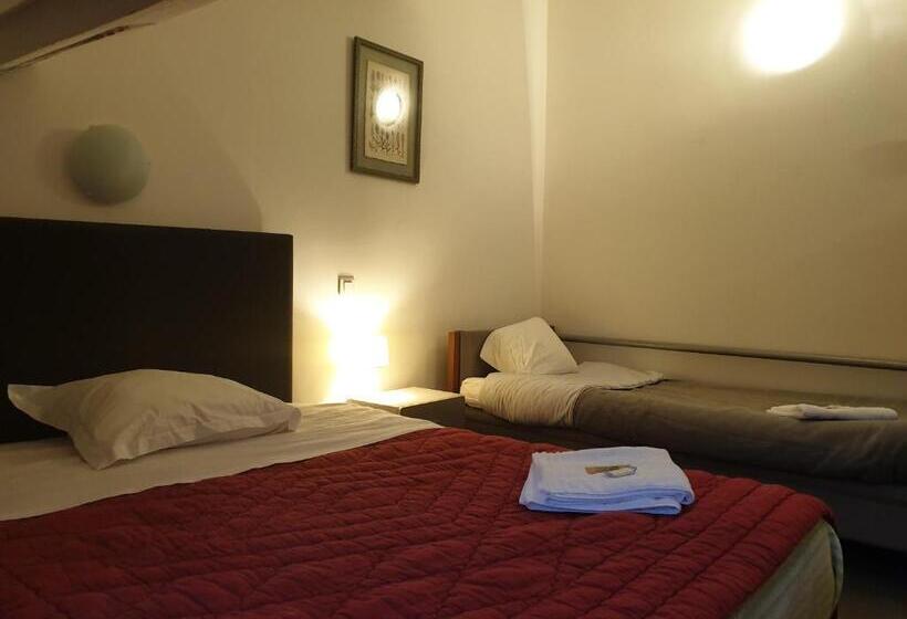 スタンダードトリプルルーム, Le Poudrier