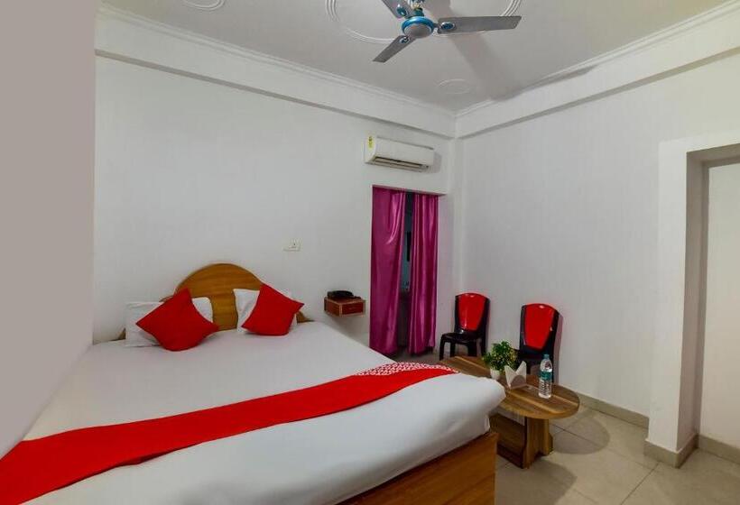 트리플 클래식 룸, Oyo Flagship Mamta