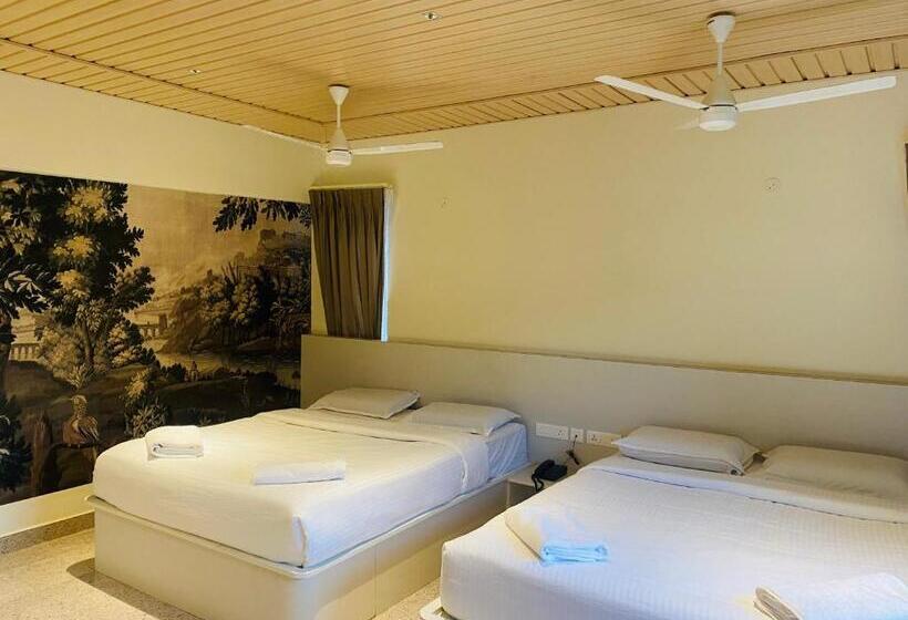 فيلا ديلوكس غرفة نوم, Joe S Beach Shack   Beach Resort, Ramanathapuram