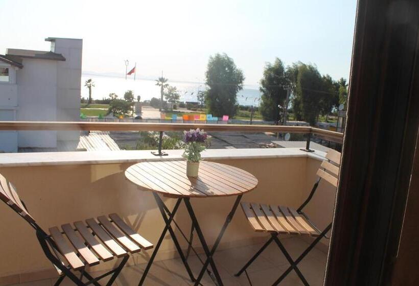 Номер Deluxe Вид на Море с Балконом, Lila Butik Hotel Dikili