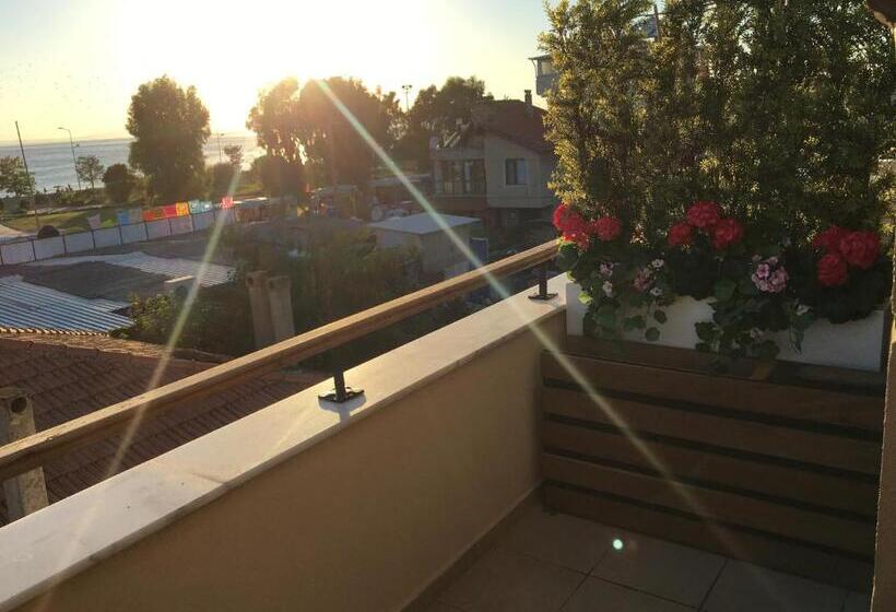 オーシャンビューデラックスルームバルコニー付き, Lila Butik Hotel Dikili