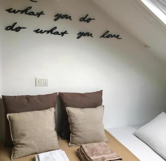 اتاق استاندارد, Bright Attic And Studio In The Heart Of Milan