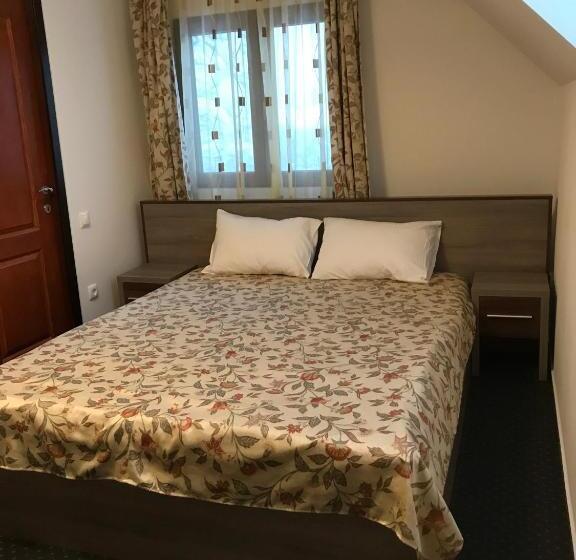 Номер Basic, Complex Summertime