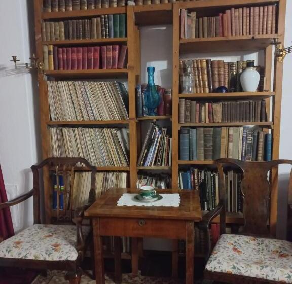 חדר סטנדרט לשלושה עם טרסה, La Amadeus & Monica