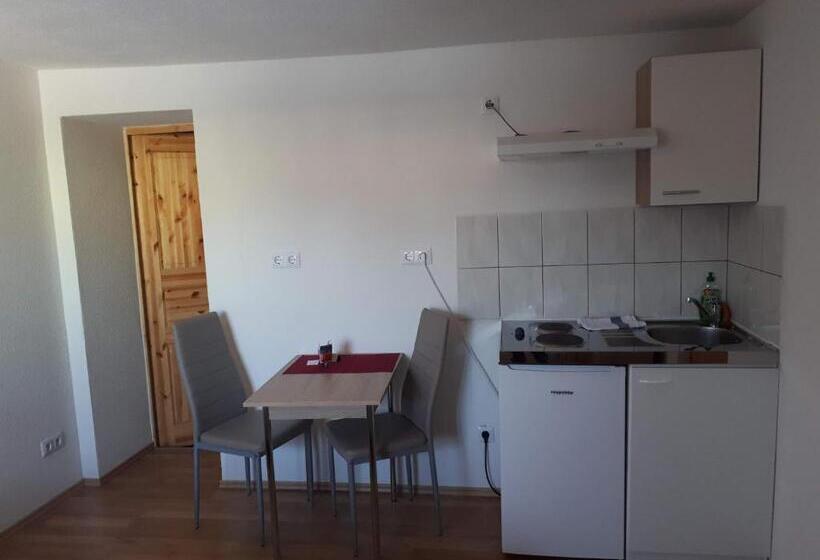 חדר סטנדרט, Monteurhotel B27