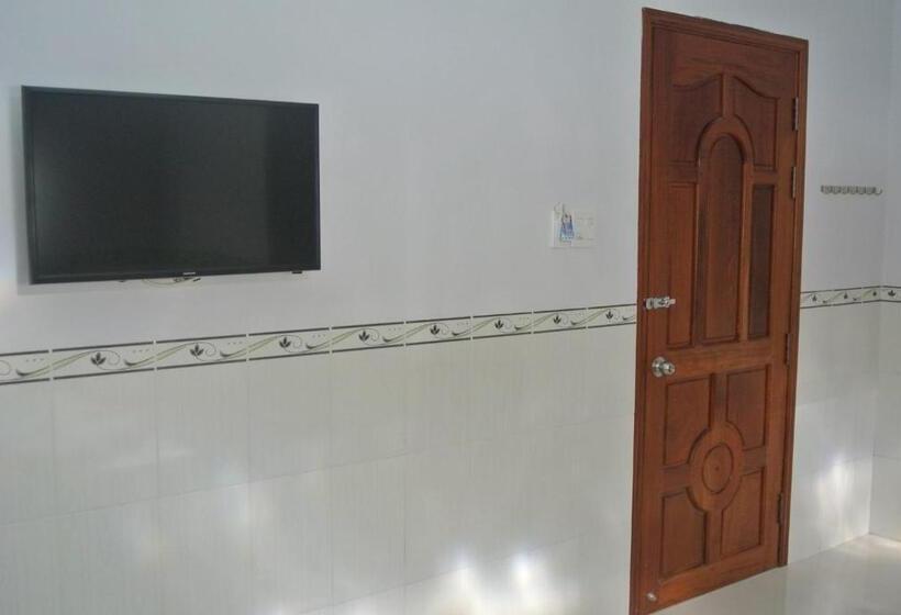 اتاق استاندارد با تخت بزرگ, Nhà Nghỉ Hoa Lý