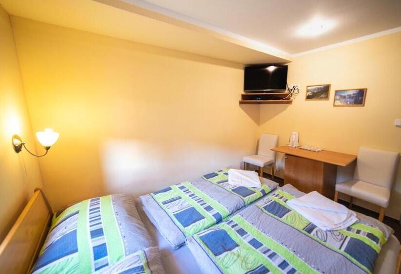 اتاق استاندارد, Penzion Koula