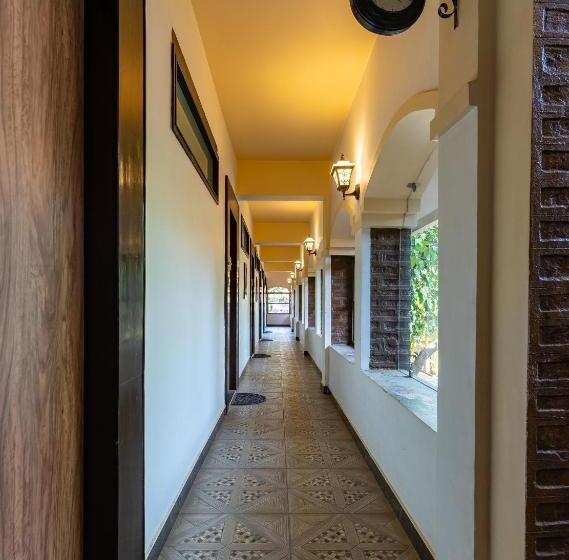 غرفة ديلوكس مطلة على الجبل, Valley View Grand Resort, Panhala   Premium Resort Hotel In Panhala