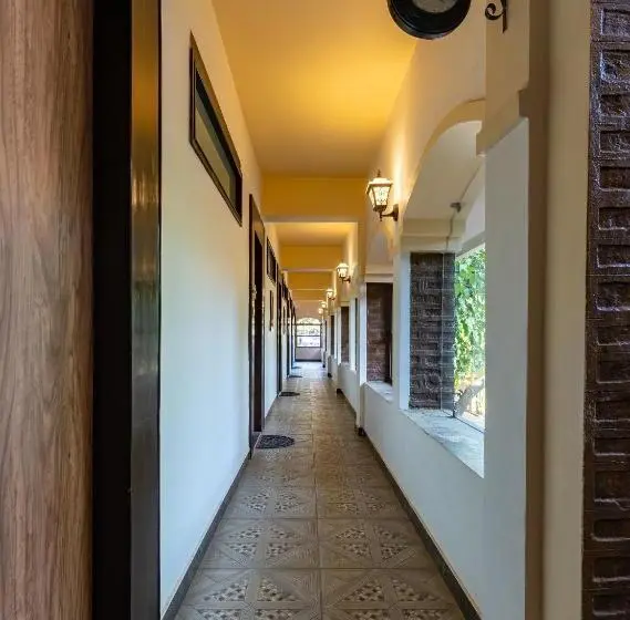 マウンテンビューデラックスルーム, Valley View Grand Resort, Panhala   Premium Resort Hotel In Panhala