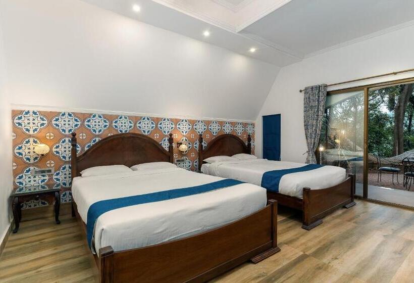 Номер Стандарт Вид на Сад, Valley View Grand Resort, Panhala   Premium Resort Hotel In Panhala