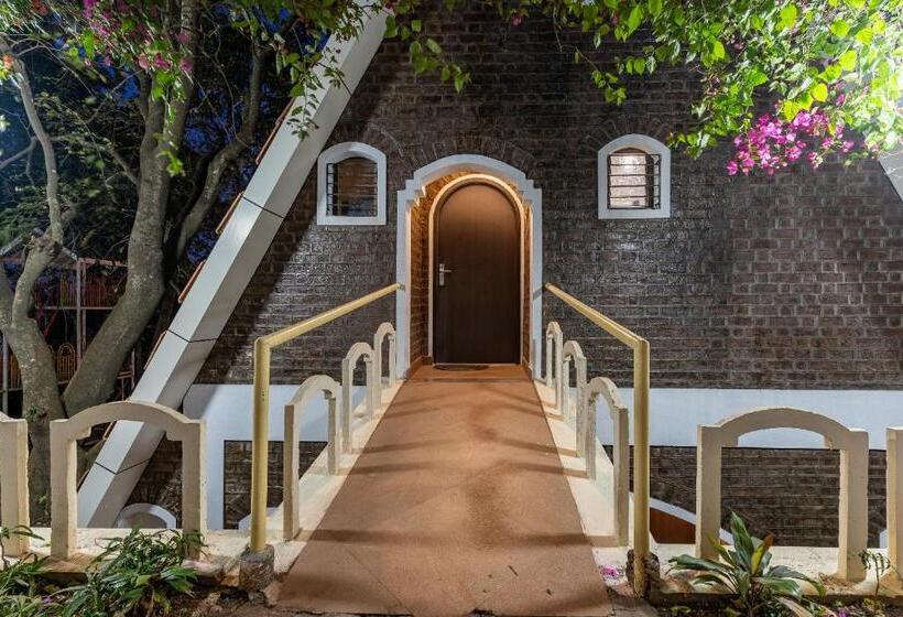 غرفة قياسية مزوَّدة بشُرفة, Valley View Grand Resort, Panhala   Premium Resort Hotel In Panhala