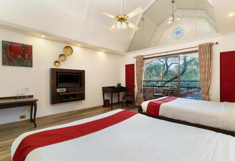 غرفة قياسية مزوَّدة بشُرفة, Valley View Grand Resort, Panhala   Premium Resort Hotel In Panhala