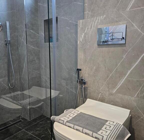 디럭스 룸, Adele Hotel Ksamil