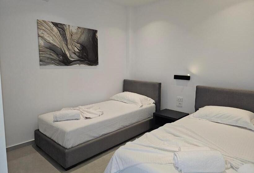 디럭스 트리플 룸, Adele Hotel Ksamil