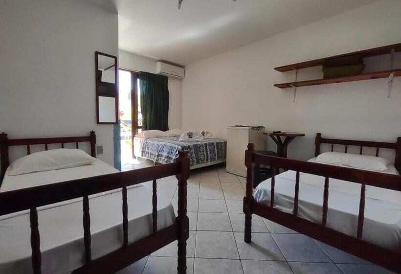 חדר סטנדרט לארבעה, Pousada Boto Mar