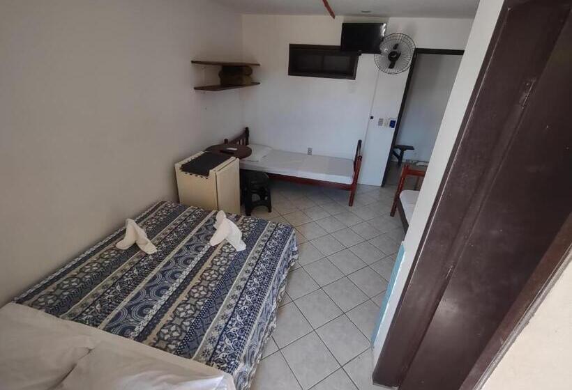 חדר בסיסי לשלושה, Pousada Boto Mar