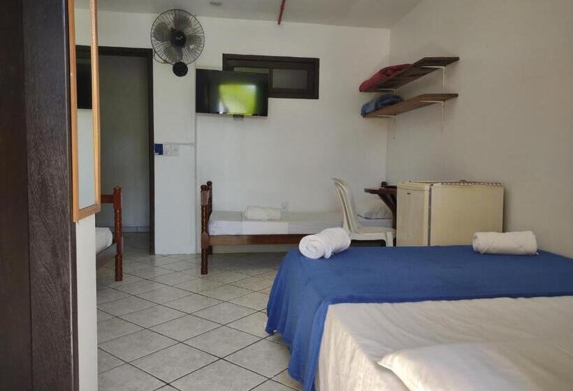 חדר בסיסי לשלושה, Pousada Boto Mar