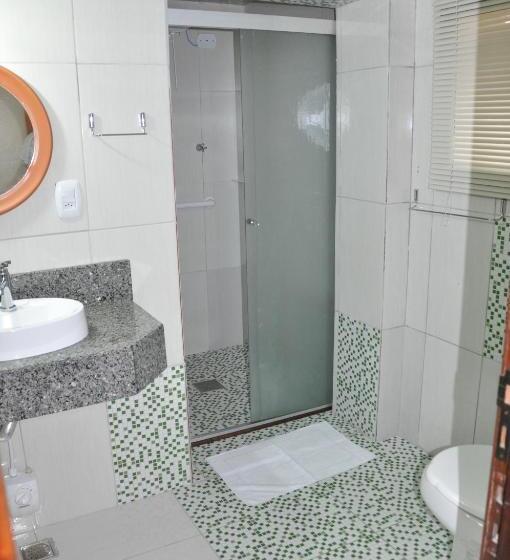 غرفة عائلية, Pousada Monte Carlo