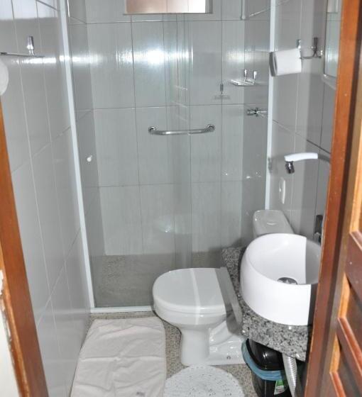 غرفة عائلية, Pousada Monte Carlo