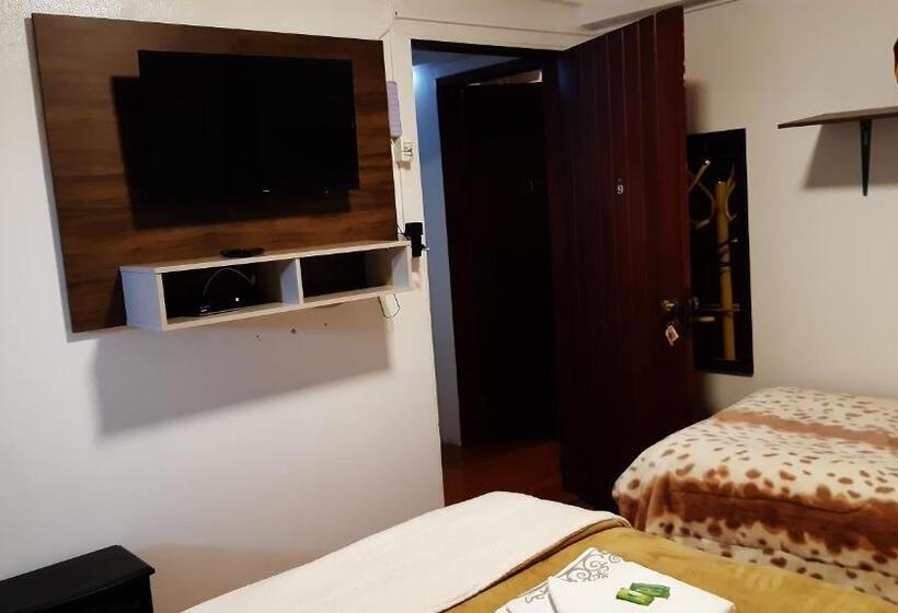 جناح جونيور, Pousada Monte Carlo