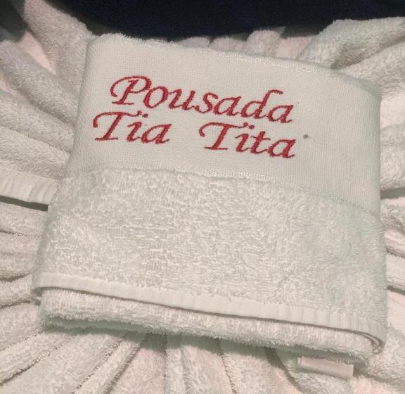 标准间, Pousada Tia Tita