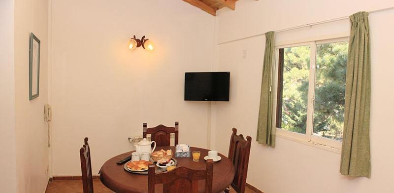 דירת שני חדרים, Amari Suites