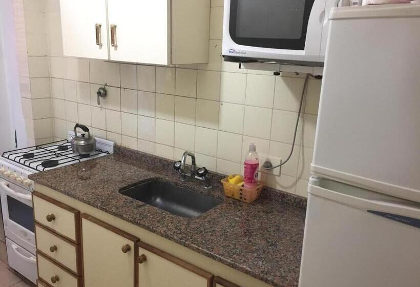 דירת חדר, Amari Suites