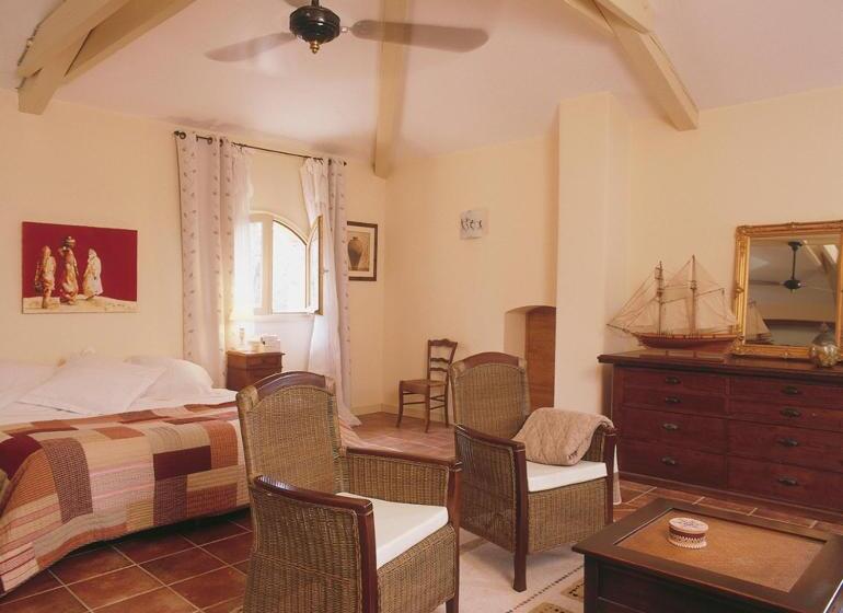 סוויטה, Le Mas De La Pinède